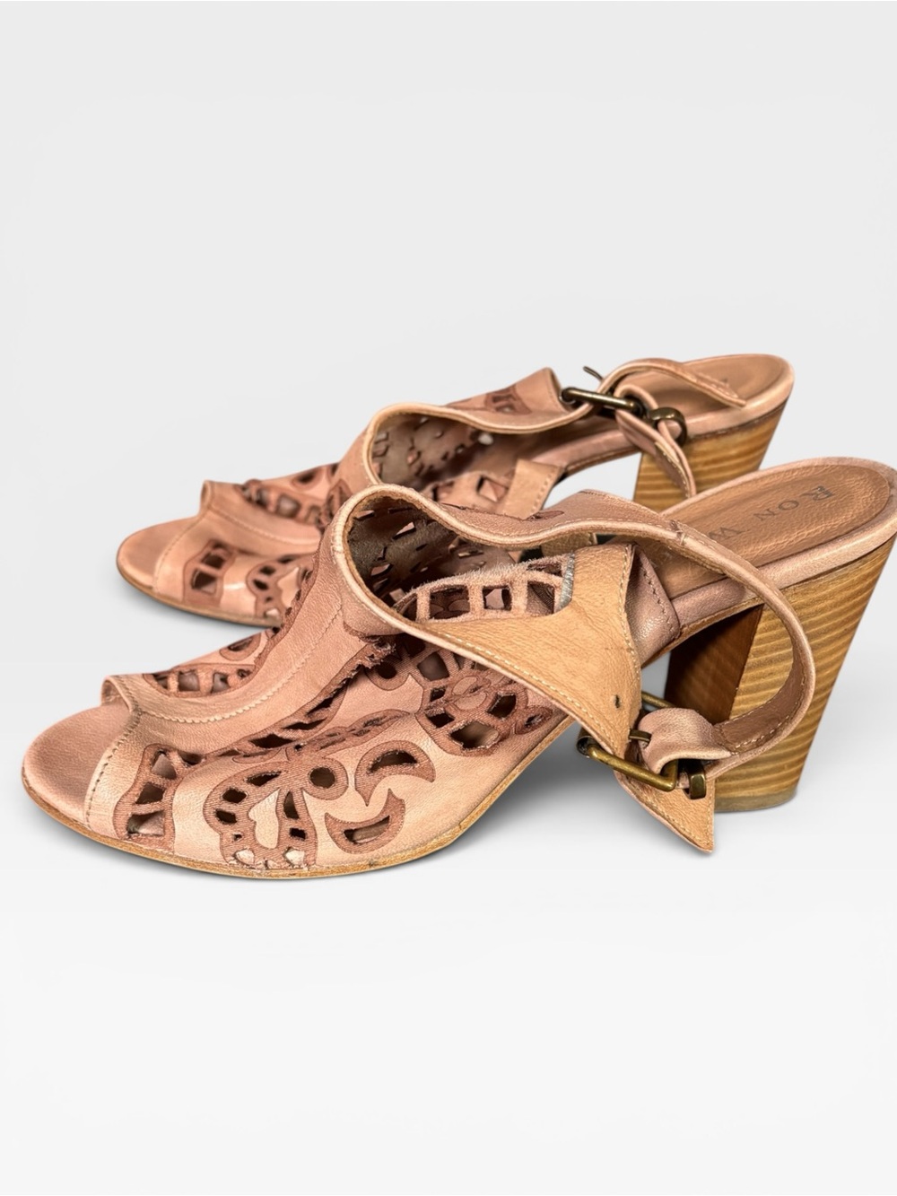 Wedge Cutout Leather Heels in Blush Pink